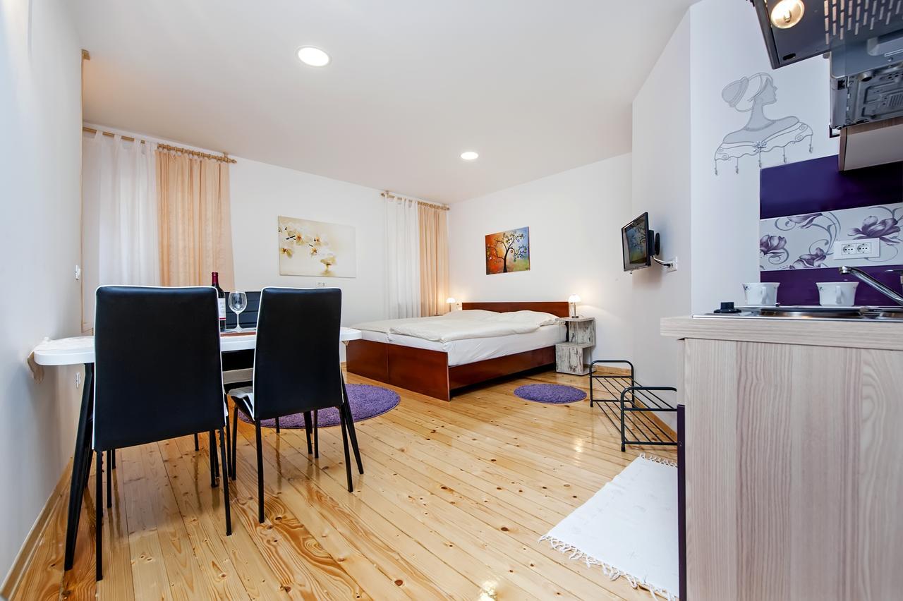 La Svalba Rooms & Studios Rovinj Bagian luar foto