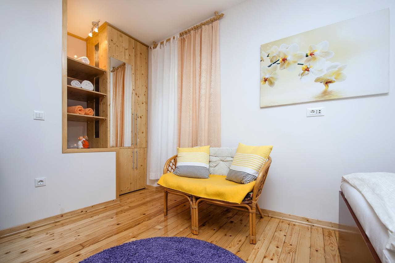La Svalba Rooms & Studios Rovinj Bagian luar foto