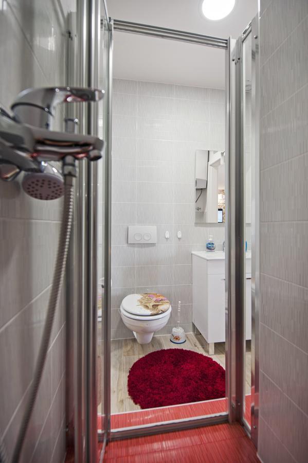 La Svalba Rooms & Studios Rovinj Bagian luar foto