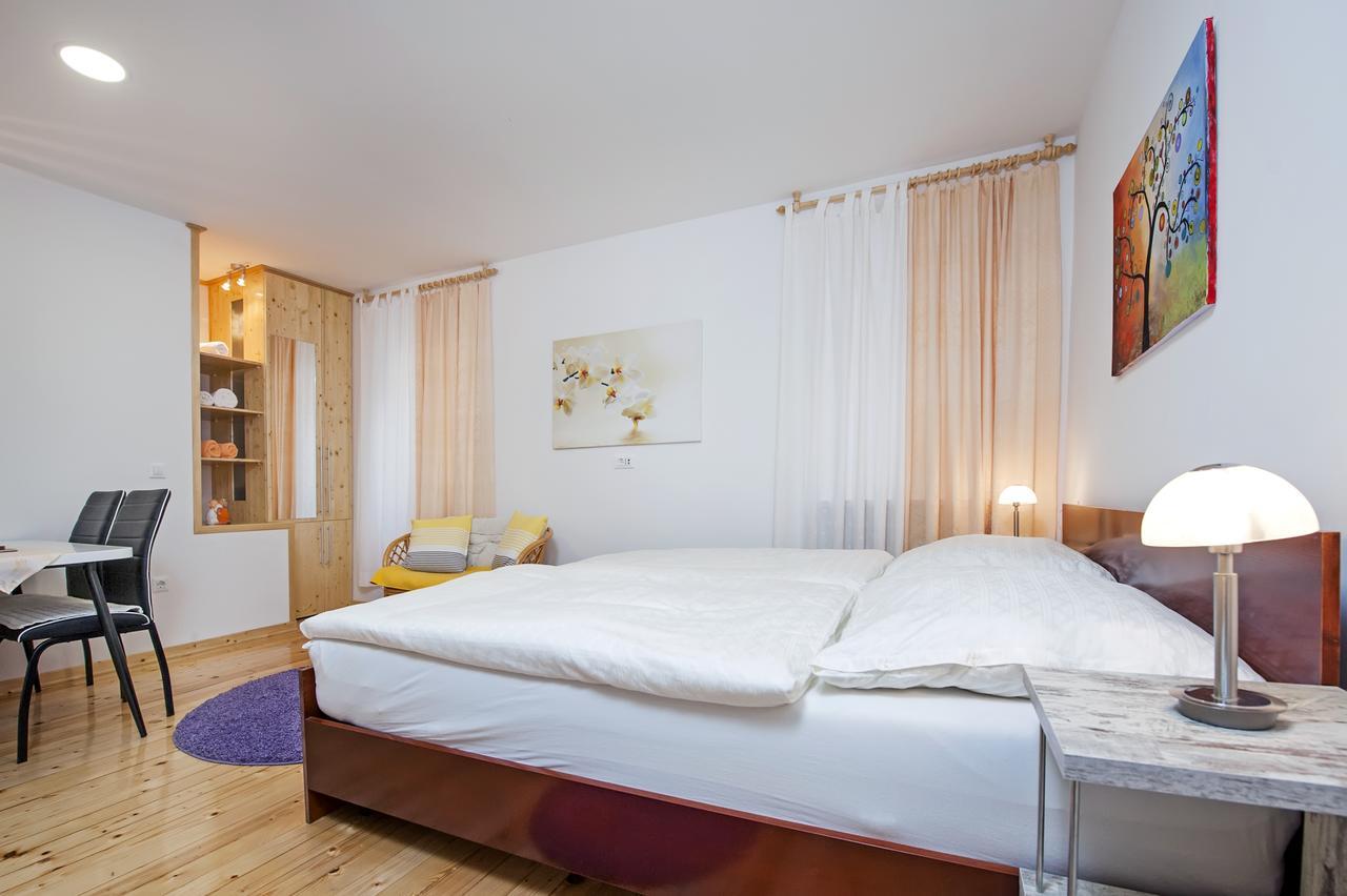 La Svalba Rooms & Studios Rovinj Bagian luar foto