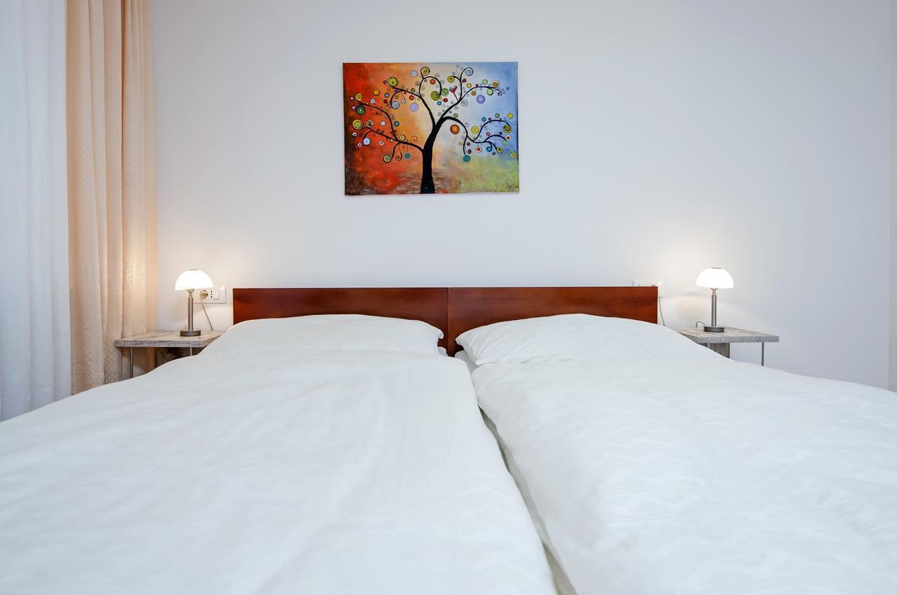 La Svalba Rooms & Studios Rovinj Bagian luar foto